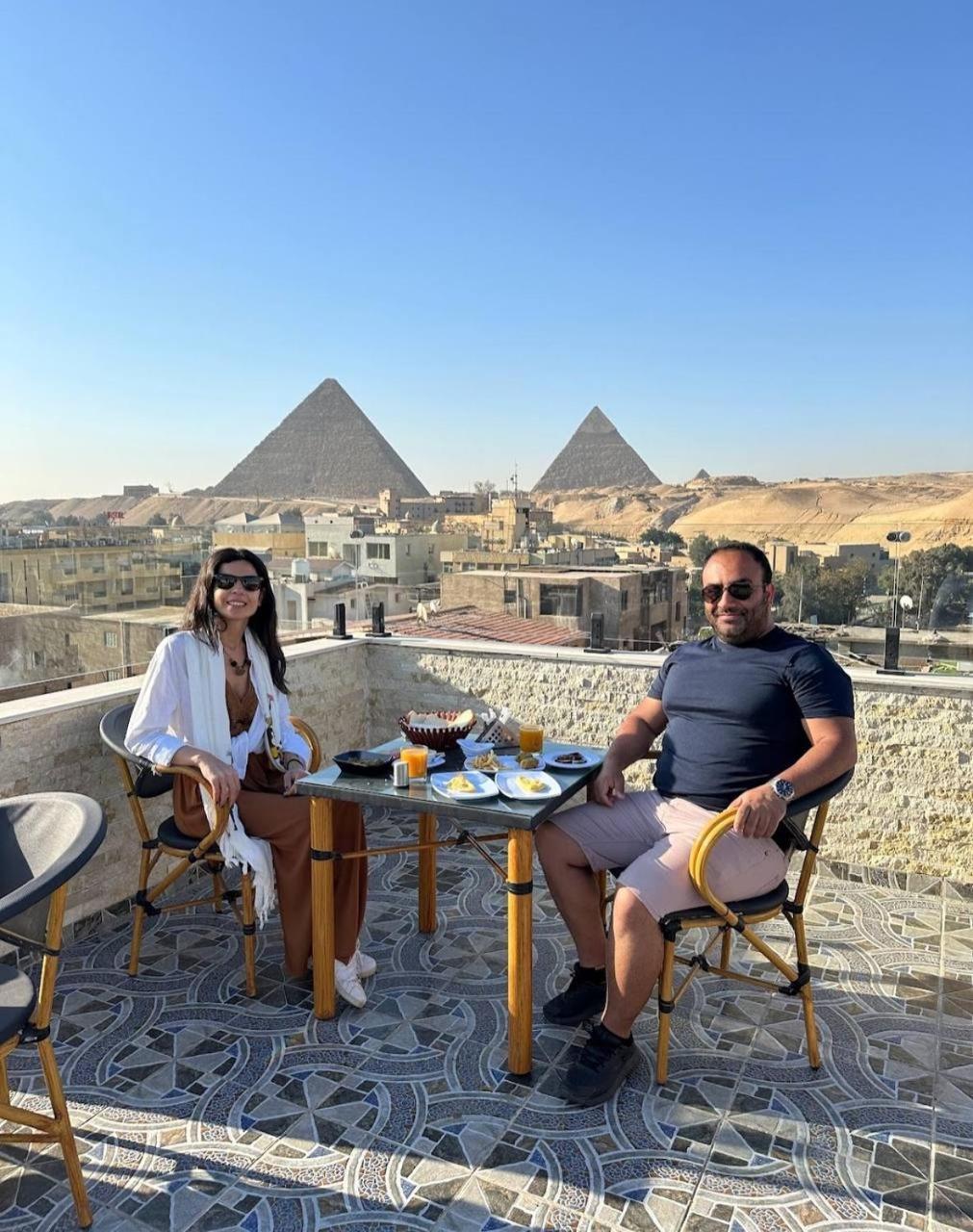 Aziz Egypt Pyramids View Hotel Kafret el-Gabal Buitenkant foto