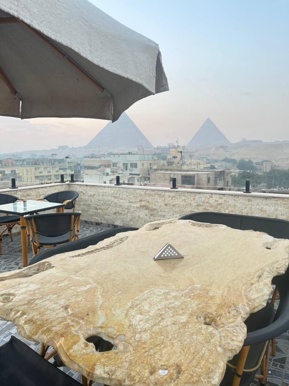 Aziz Egypt Pyramids View Hotel Kafret el-Gabal Buitenkant foto